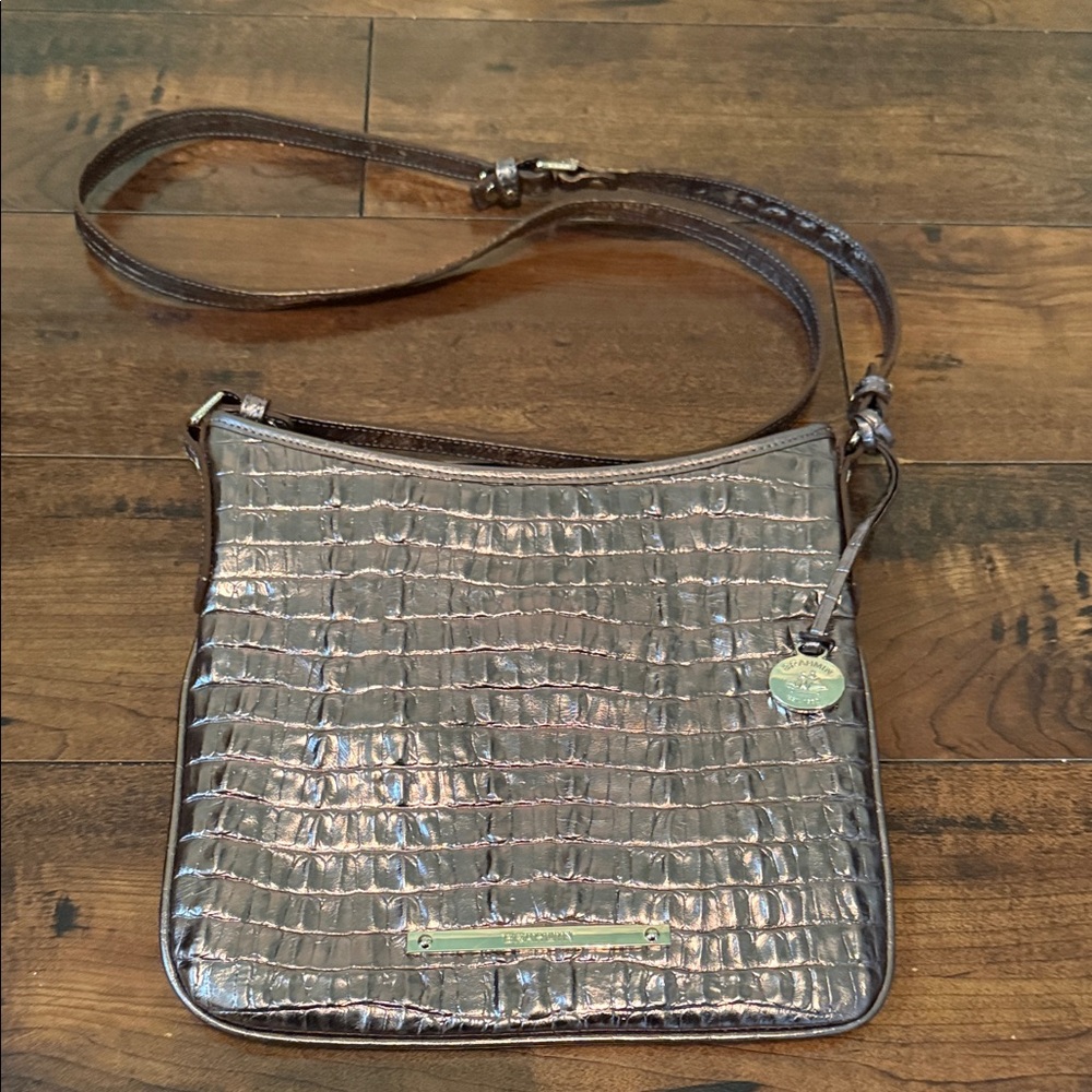 Brahmin Pewter Leather Elegant Crocodile-Embossed Crossbody Bag. Like New.